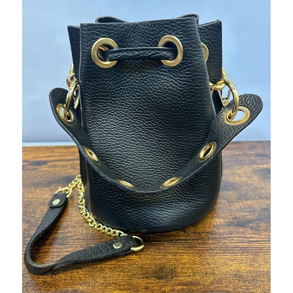 Vera Pelle Pebbled Leather Bucket Drawstring Bag Gold Chain Cross Body Purse EUC - Picture 7 of 16